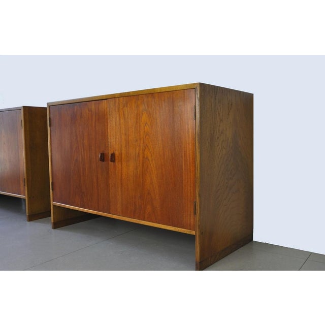 Teak RY-100 Chests of Drawers by Hans J. Wegner for Ry Møbler, 1960s, Set of 2 For Sale - Image 3 of 9