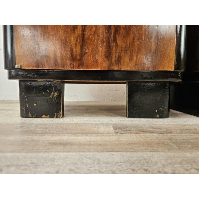 Art Deco Bedside Tables in Walnut Burl with Pink Glass Tops, 1940, Set of 2 For Sale - Image 13 of 16