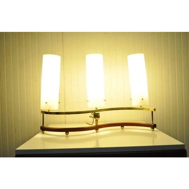 Vintage Mid Century Modern Stilnovo Brass Walnut & Glass Sculptural Table Lamp For Sale - Image 4 of 11