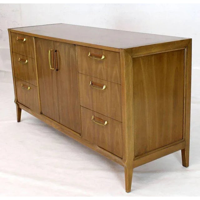 Wood 1970s Mid-Century Modern Satinwood Brass Pulls Dresser Credenza For Sale - Image 7 of 14