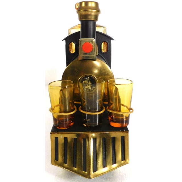 Black 1971 Vintage 1880 Iron Horse Steam Engine Musical Decanter With Shot Glasses - 8 Piece Set For Sale - Image 8 of 18