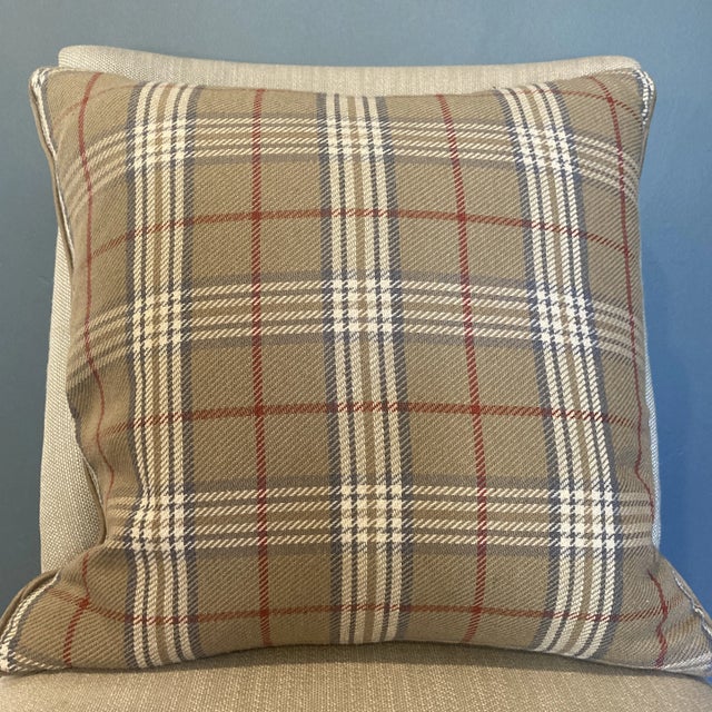 Traditional Daniel & Stuart Art Studio Plaid Pillow Cover With Suede Welt For Sale - Image 3 of 4