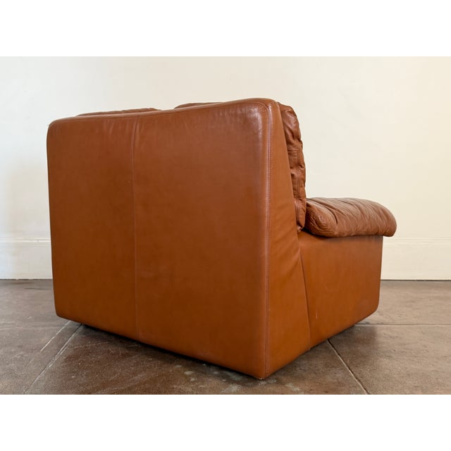 Vintage 1970’s Italian Leather Lounge Chair For Sale In Los Angeles - Image 6 of 13