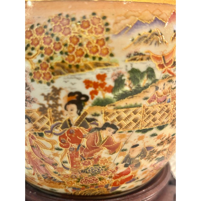 Vintage Japanese Satsuma Style Petite Hand-Painted Porcelain Jardinière Cachepot With Wood Ming Style Stand For Sale In New Orleans - Image 6 of 12