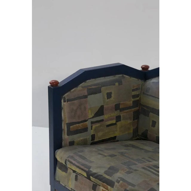 Italian Futurist Sofa attributed to Fillìa Luigi Colombo, 1930, in Very Good conditions. Designed 1920 to 1949 This piece...