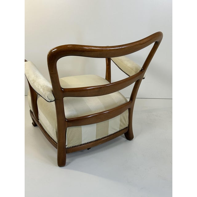Vintage Reading Chair in the style of Paolo Buffa, 1950s For Sale - Image 9 of 12