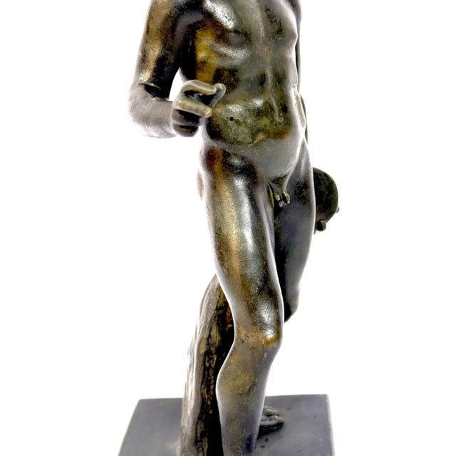 19th C. Italian Bronze Grand Tour Sculpture Nude Discuss Athlete, in Repose For Sale - Image 10 of 11