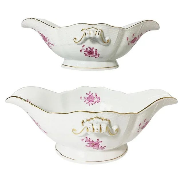 White Chinese Bouquet Raspberry Porcelain Gravy Boats from Herend Hungary, Set of 2 For Sale - Image 8 of 8