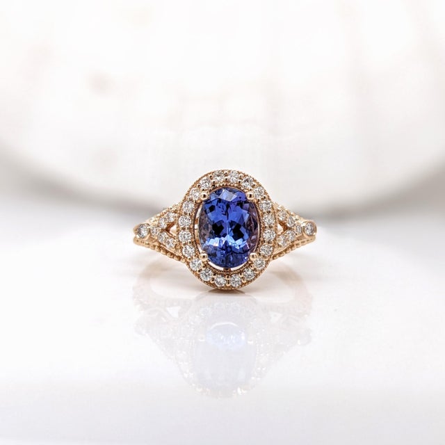 1.5ct Tanzanite Ring with Earth Mined Diamonds in Solid 14k Yellow Gold Oval 8x6 Size 6.75 For Sale - Image 4 of 8
