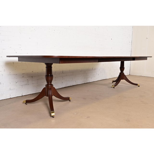 Kindel Furniture Kindel Furniture Georgian Banded Mahogany Double Pedestal Extension Dining Table, Newly Refinished For Sale - Image 4 of 13