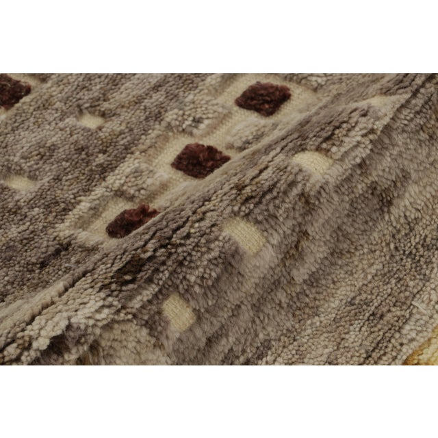 Rug & Kilim’s Scandinavian Style Rug in Beige-Brown, With Geometric Patterns For Sale - Image 9 of 10