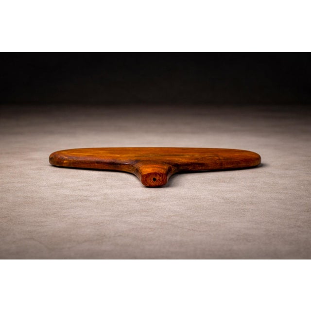 Contemporary Small Cheese Board in Tzalam Wood, Taller Maya, Mexico, 2024 For Sale - Image 3 of 10