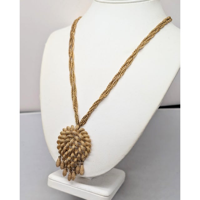 1960s Vintage 1960s Signed Monet Goldtone Fringe Pendant Necklace For Sale - Image 5 of 9