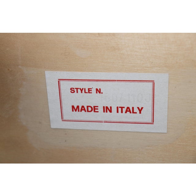 Brown Pair of Vintage Italian Bombe Burled 4 Drawer Commodes For Sale - Image 8 of 14