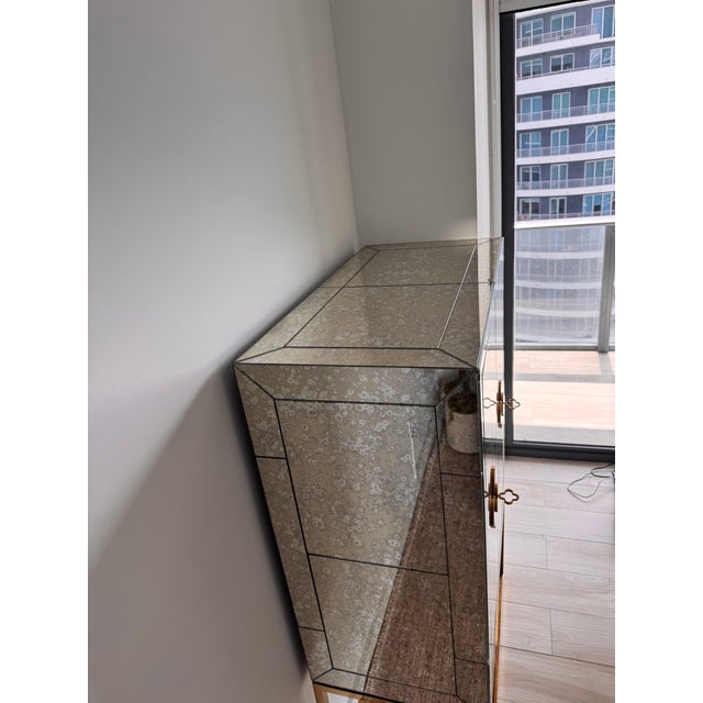 Jonathan Adler Jonathan Adler Delphine Bar Cabinet in Antiqued Mirror & Brass For Sale - Image 4 of 12