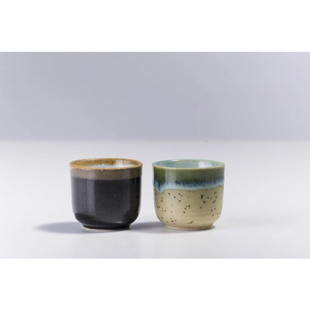 Contemporary Japanese Sake Tea Cups in Green & Gold Raku Ceramic from Laab Milano, Set of 2 For Sale - Image 3 of 4