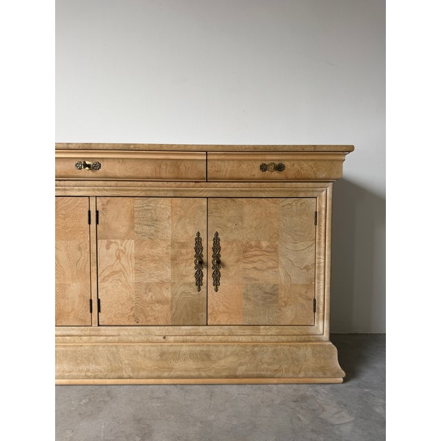 1990's Vintage Henredon Charles X Burl Wood Sideboard With Brass Hardware For Sale - Image 4 of 18