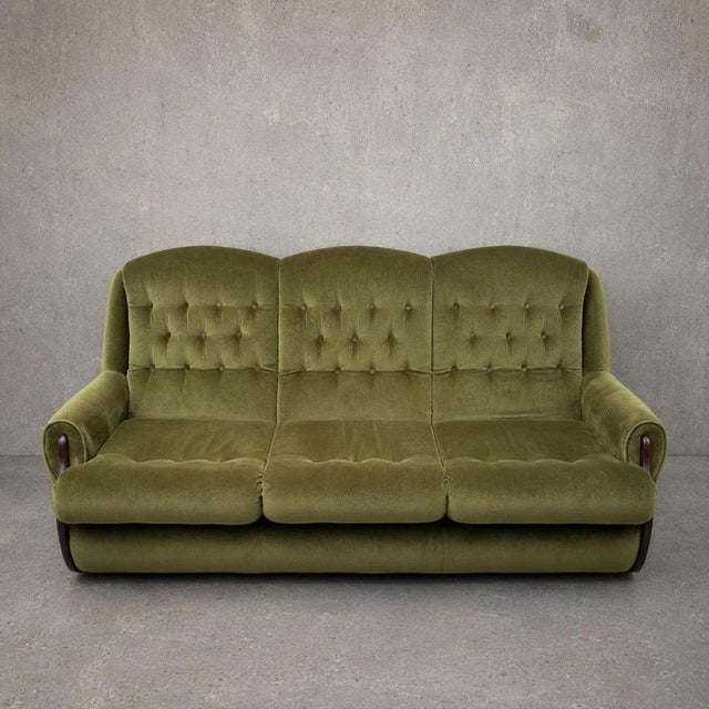 Mid-Century Green Velvet and Wood 3-Seater Sofa, 1960s For Sale - Image 10 of 10