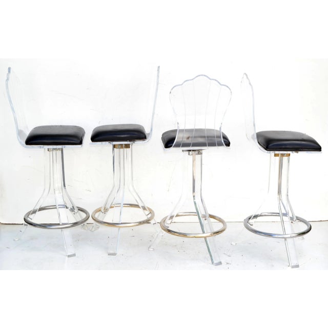 1970s Hill Manufacturers Lucite & Chrome Swivel Bar Stools Mid-Century Modern - Set of 4 For Sale - Image 5 of 12