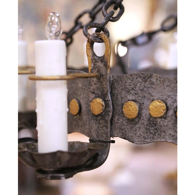 Early 20th Century French Gothic Twelve-Light Iron Chandelier With Gilt Accents For Sale - Image 11 of 11