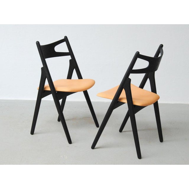 Wood Set of Fully Restored Sawbuck Chairs in Ebonized Oak by Hans J. Wegner for Carl Hansen & Søn, 1950s For Sale - Image 7 of 8