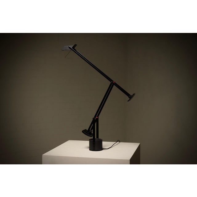 Mid-Century Modern Tizio Table Lamp by Richard Sapper for Artemide, 1970s For Sale - Image 3 of 14