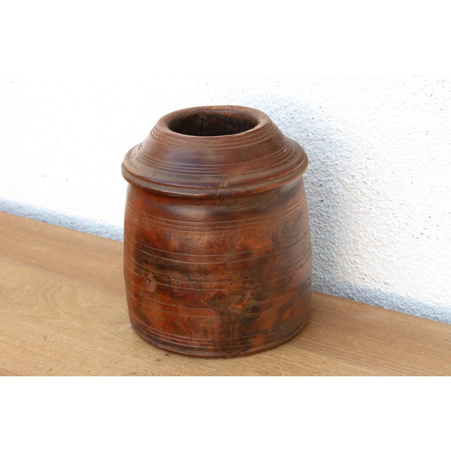 Contemporary Antique Ribbed Wood Indus Grain Vessel For Sale - Image 3 of 6