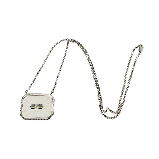 Art Deco Rock Crystal & White Gold Pendant Necklace – Diamond & Enamel – 1920s For Sale - Image 4 of 4