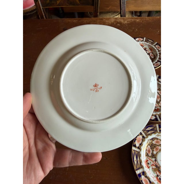 A Super Fine Set of 6 Royal Crown Derby Imari Pattern Dessert Plates by Stevenson & Hancock, Circa 1860's For Sale - Image 14 of 17