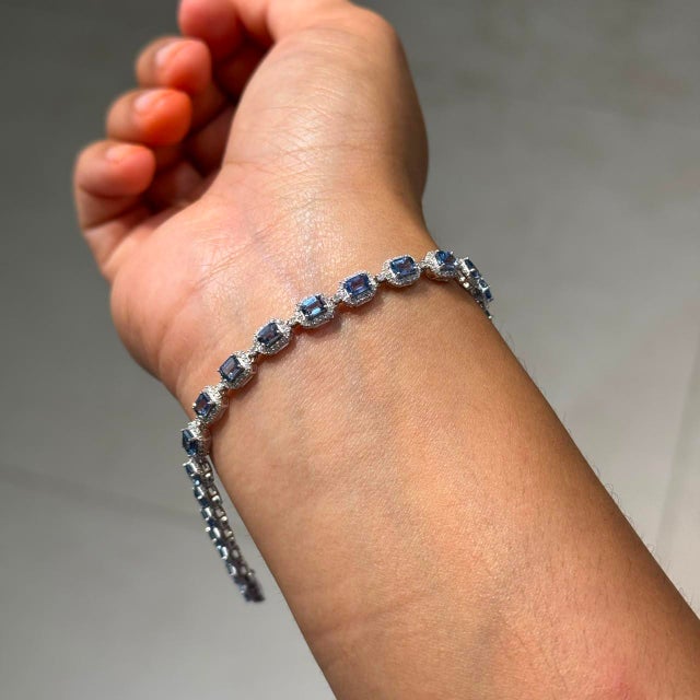 Modern 14k Gold Tennis Bracelet 5.55ct Blue Sapphire & 1.54ct Diamond Halo For Sale In New York - Image 6 of 18
