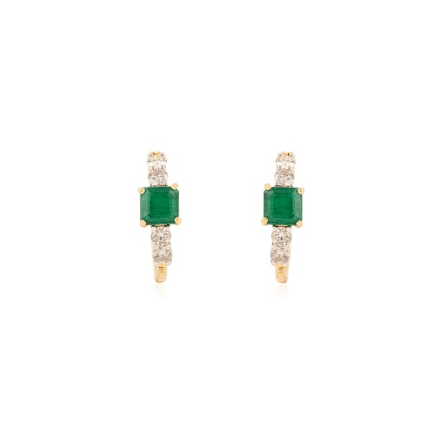Art Deco 18k Yellow Gold 1.45Ct Square Emerald & Diamond Everyday Hoop Earrings- A Pair For Sale - Image 3 of 13
