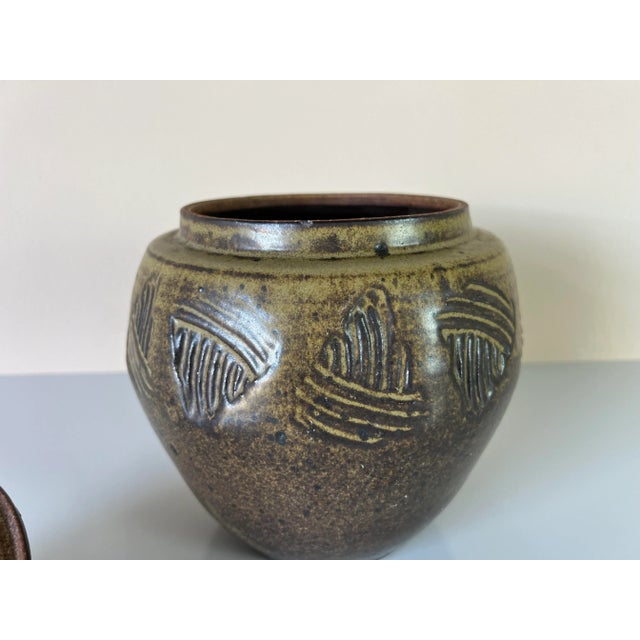 Mid-Century Speckled Glaze Studio Pottery Jar With Lid/ Sold For Sale In Miami - Image 6 of 10