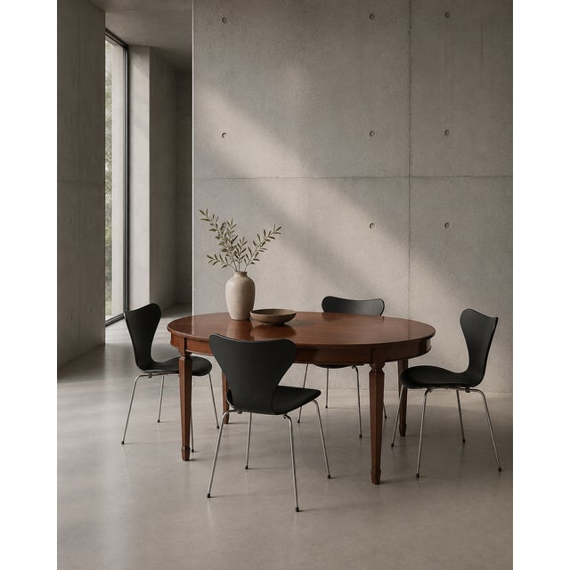 Mid-20th Century Hepplewhite Mahogany Dining Table with Extension, Denmark For Sale - Image 10 of 17