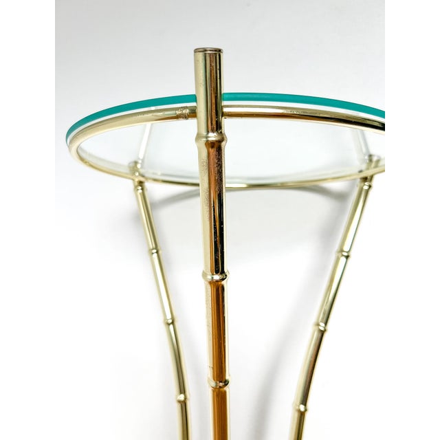 Vintage 30" Faux Bamboo Brass-Tone Metal & Glass Plant Stand – Hollywood Regency / Chinoiserie For Sale - Image 10 of 10