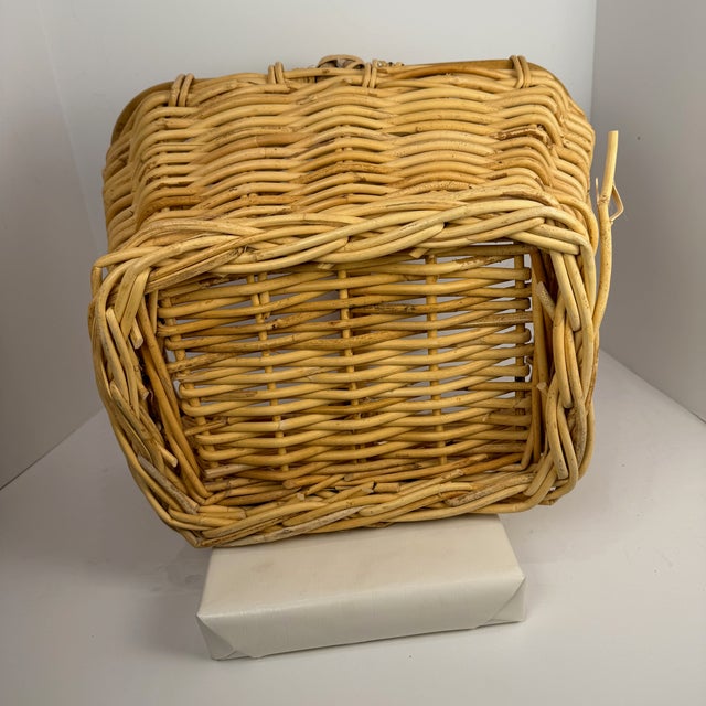 Vintage Square Sturdy Wicker Basket With Thick Bamboo Rim and Handle For Sale - Image 12 of 14