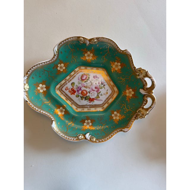 Coalport Porcelain Antique Coalport Apple-Green & Gilt Porcelain Dessert Dishes, Set of 3 or Antique Coalport Hand-Painted Porcelain Dessert Dishes, C. 1850, Set of 3 For Sale - Image 4 of 9