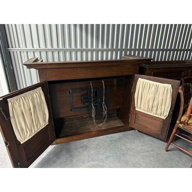 French French Oak 1730 2piece Hutch With Built in Tv Extension Arm. For Sale - Image 3 of 9