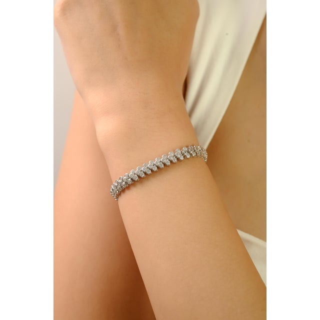 Navette Art Partywear Silver Tennis Bracelet Featurng Sparkling Cz Diamonds 7 Inches For Sale - Image 4 of 10