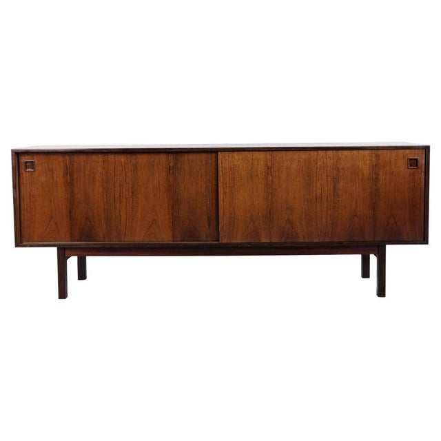 Rosewood Model 21 Sideboard by Gunni Omann for Omann Jun's Møbelfabrik, 1960s For Sale - Image 16 of 16