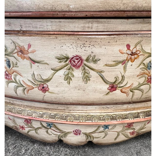 Drexel Heritage Venetian Style Four Drawer Commodes - Pair For Sale - Image 9 of 12