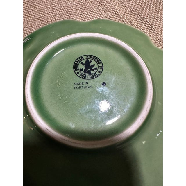 Rustic European 1990s Bordallo Pinheiro Cabbage Leaf Portuguese Espresso Coffee Cup and Saucer For Sale - Image 3 of 9