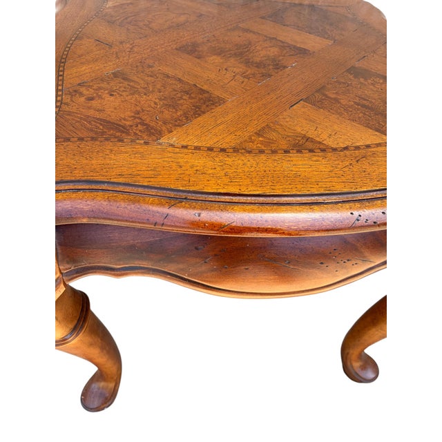 Brown 1990s Thomasville Fine Burl End Side Table Parque Top Jacobean Style British Gentry For Sale - Image 8 of 14