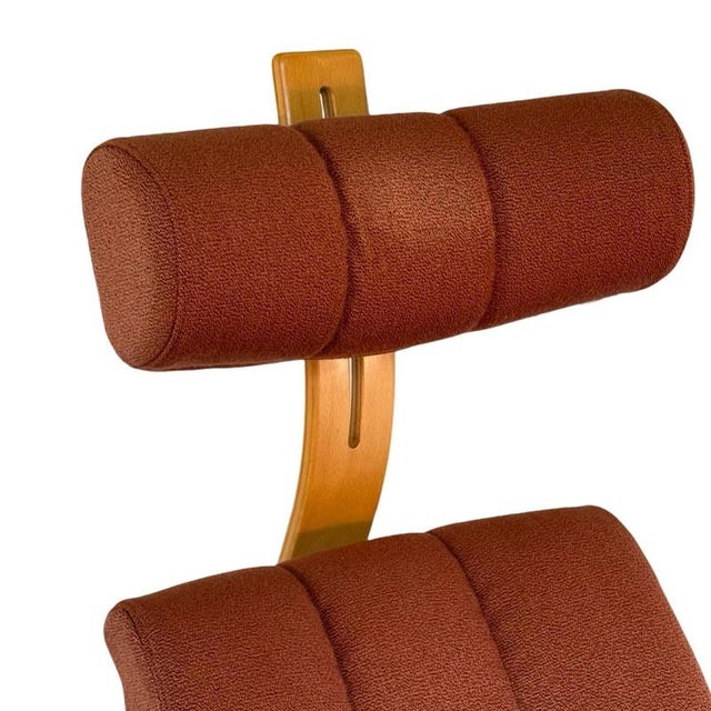 Ergonomically Shaped Rocking Chair in Light Oak and Red Upholstery by Peter Opsvik for Stokke For Sale - Image 6 of 10