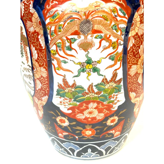 Large Meiji Period Imari Porcelain Garden Landscape Vase, Attributed to Fukagawa For Sale - Image 12 of 16