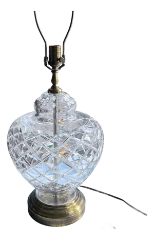 Vintage Wildwood crystal table lamp // Cut crystal lamp // high end designer lighting // vintage luxury lighting // accent lamp