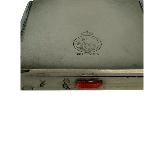 Metal Vintage French Art Deco Coty Paris Powder Compact With Red Enamel Accent For Sale - Image 7 of 9