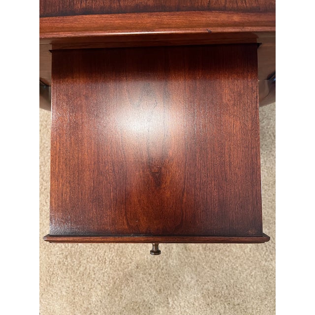 Vintage Statton Queen Anne Style Cherry Tea Table For Sale - Image 10 of 18