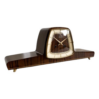 Mid-Century Modern Sculptural Mantel Clock from Hermle, 1960s For Sale