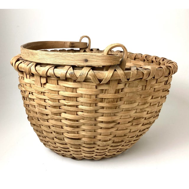 Farmhouse Antique Large Woven Oak Splint Swing Handle Field Basket For Sale - Image 3 of 8