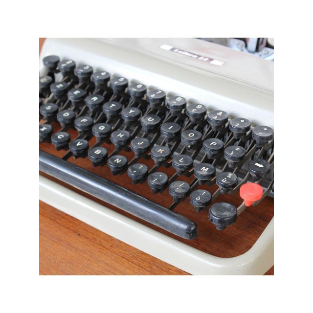 Lettera 22 Typewriter from Olivetti, 1950s For Sale - Image 10 of 14